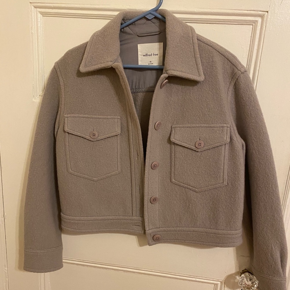 Wilfred Ganna Cropped Shirt Jacket